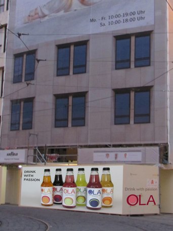 Billboard Organic Fruit Juices & Prosecco